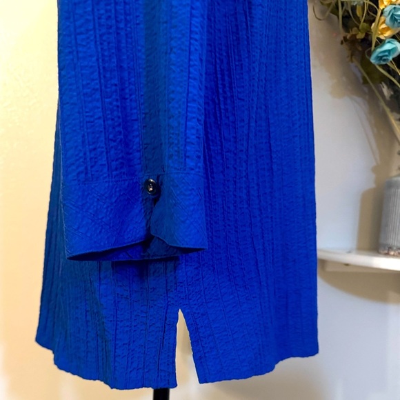 Allison Daley Blue 3/4 Sleeve Button Down Shirt size 10 - Picture 5 of 7